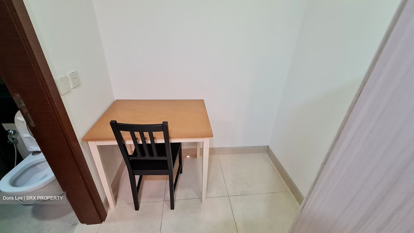 Centra Residence (D14), Apartment #569229281
